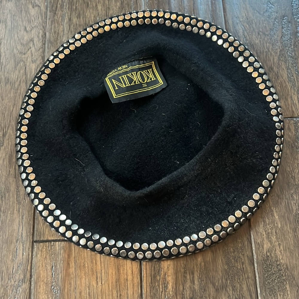 kokin wool black beret with metal rivets super special - Picture 5 of 6